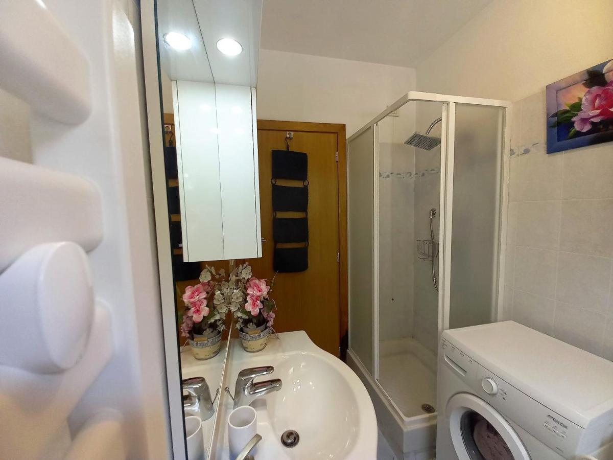 Apartamento Palazzo Wanny Free Parking & Terrace Florencia Exterior foto