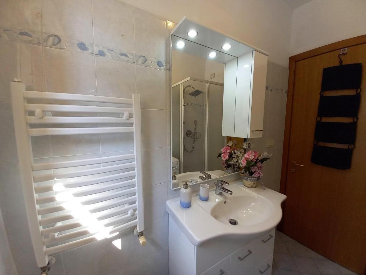 Apartamento Palazzo Wanny Free Parking & Terrace Florencia Exterior foto